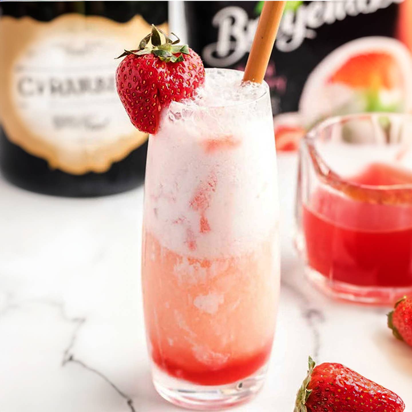 Champagne Mixes - Love Potion #o - Strawberries & Cream Shot