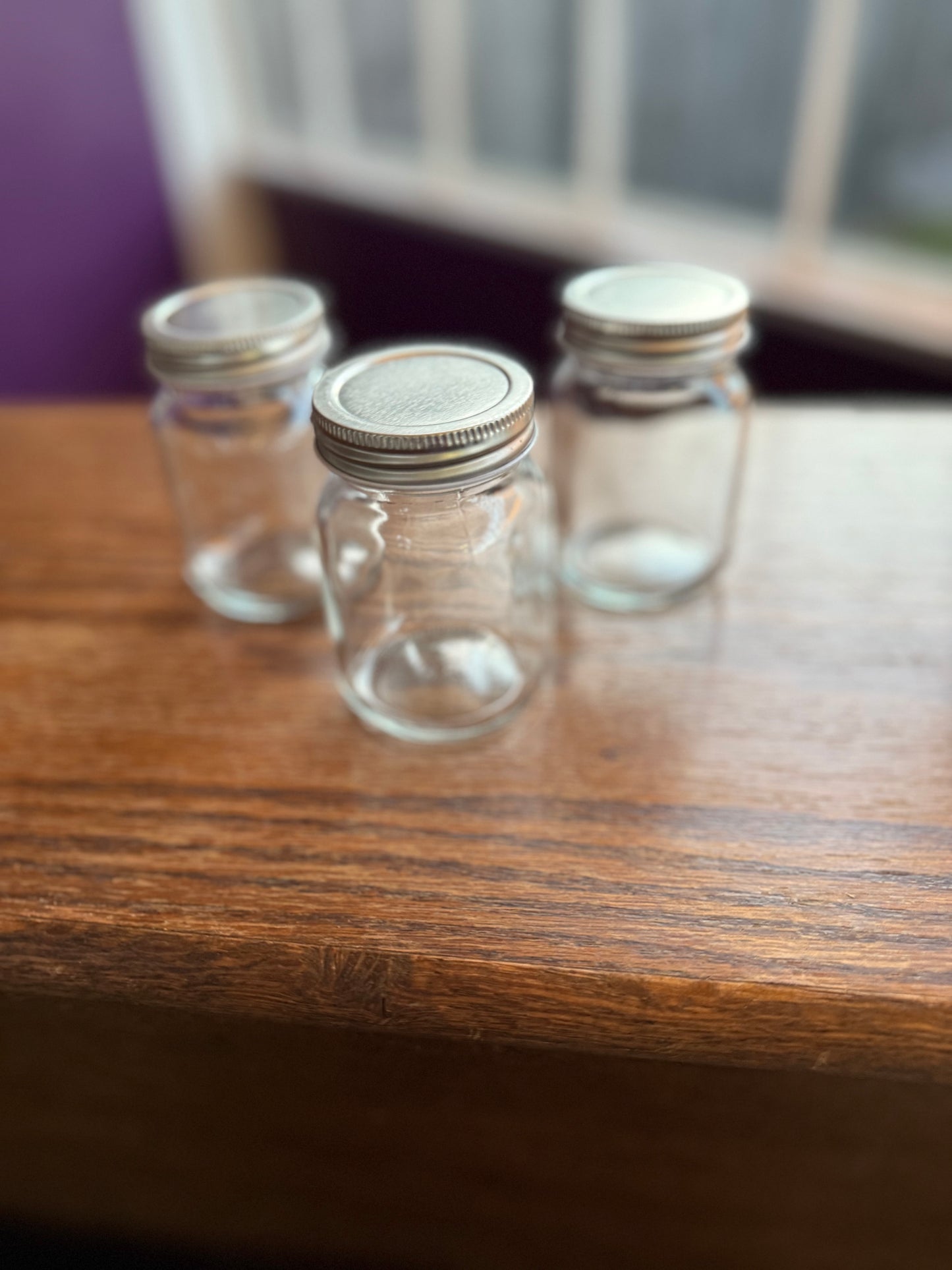 Small Glass Jar with Silver Lid – O-4