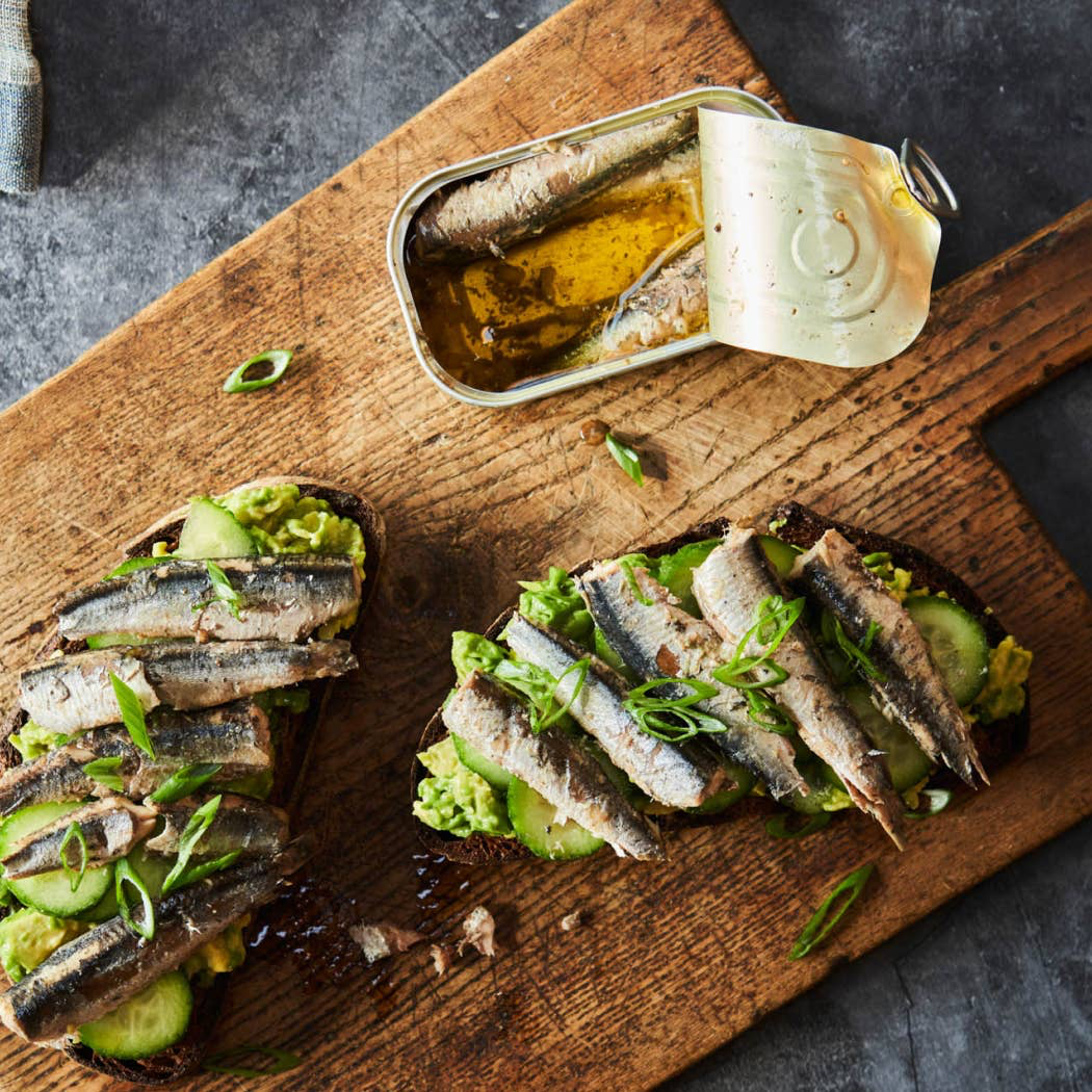 Roasted Garlic Spanish White Anchovies - Tinned Fish