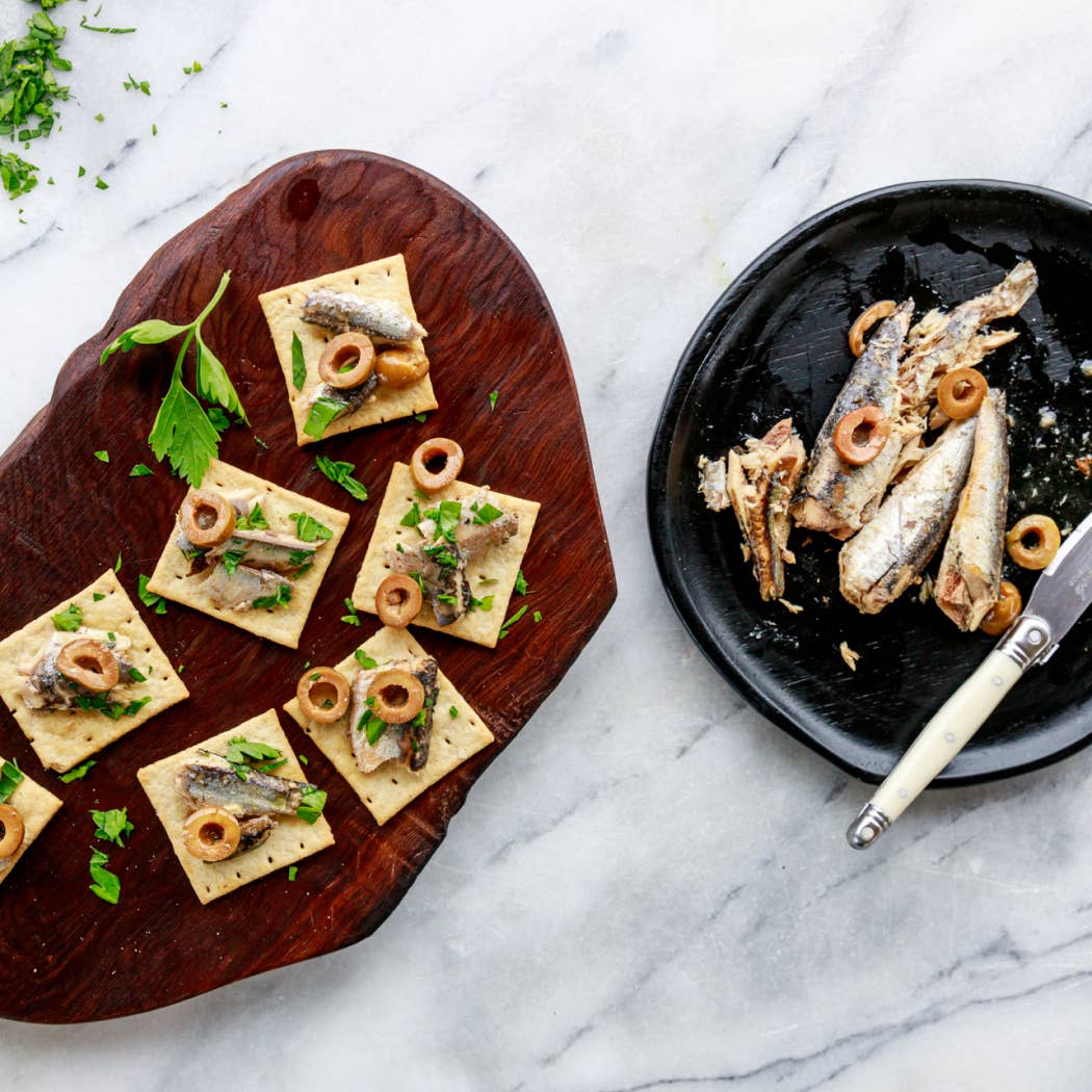 Lemon Olive White Anchovies - Tinned Fish