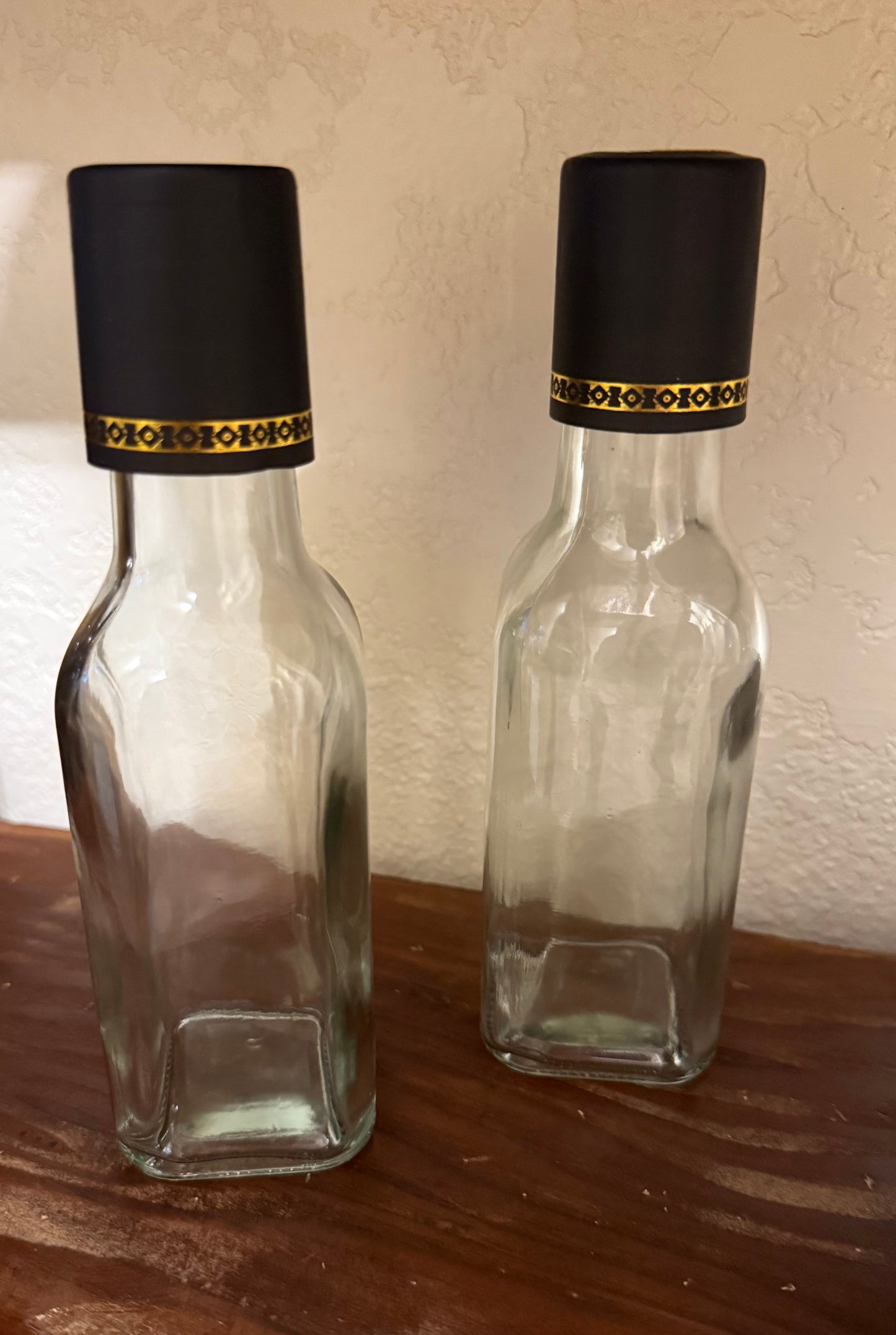 Olive Oil and Vinegar Jar with Cap