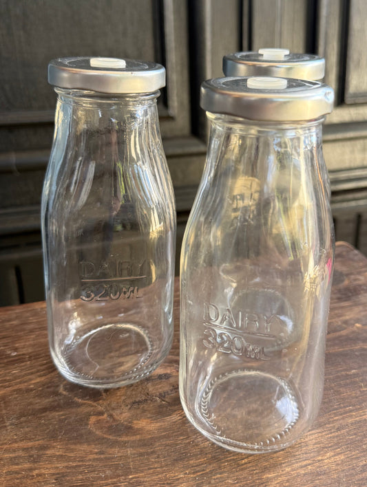 Drinking Bottles with Hole for Straw “Dairy” 320ml Design